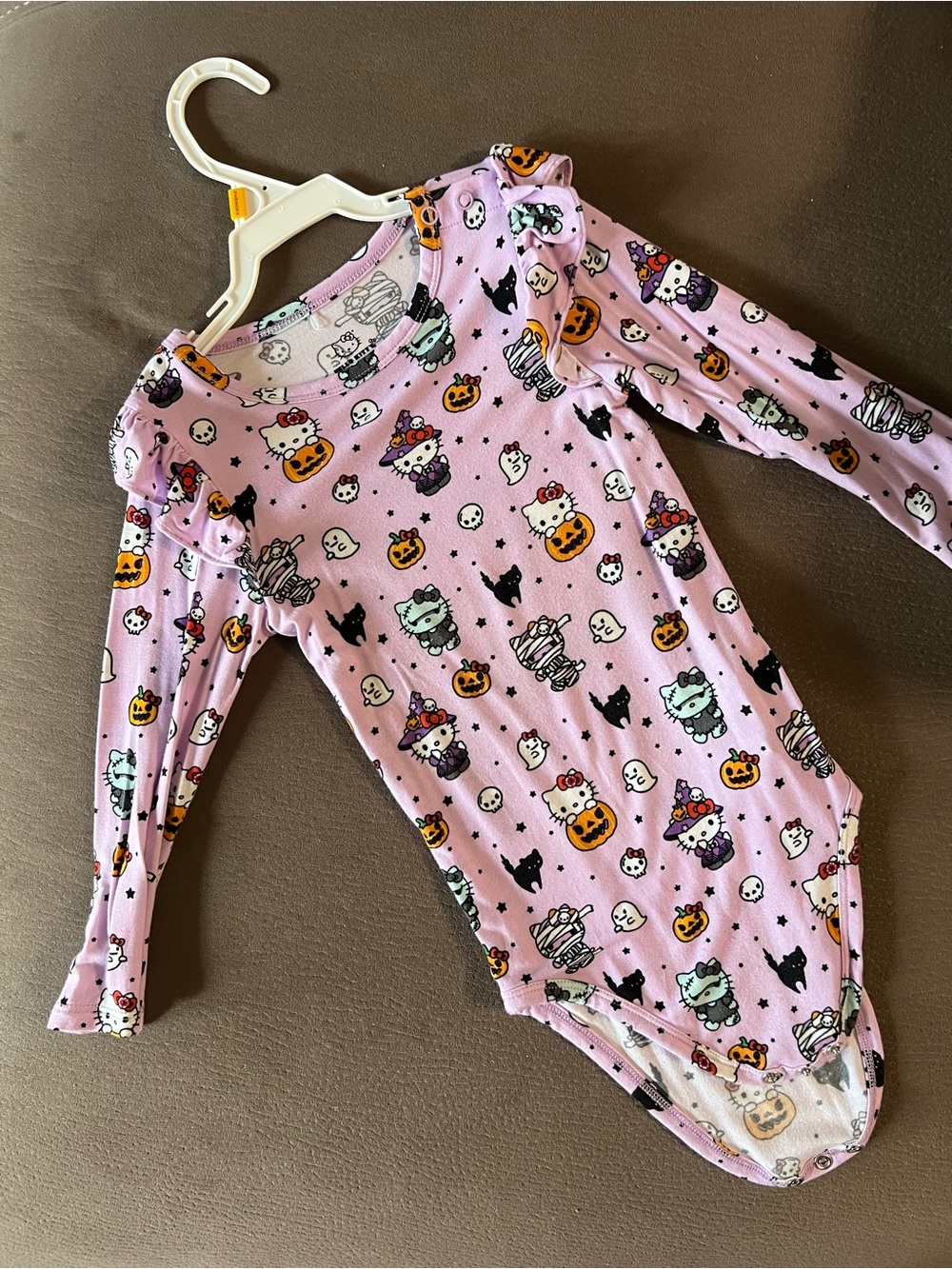Posh Peanut x Hello Kitty halloween print bodysuit size 2T
